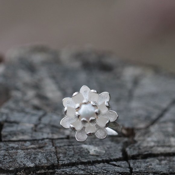 925 Sterling Silver Genuine Freshwater Pearl Ring Resizable Dainty Open Ring Her - Picture 9 of 10